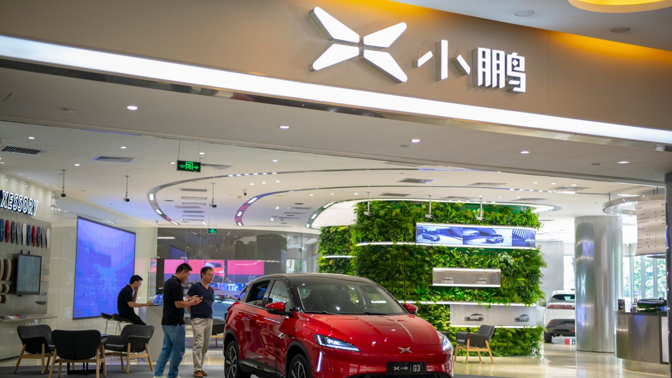 Chinese EV startup Xpeng Motors raises $400 million Alibaba Car China Chinese Electric EV Foxconn Investment Technology Vehicle Xiaomi Xpeng
elektromosautó 