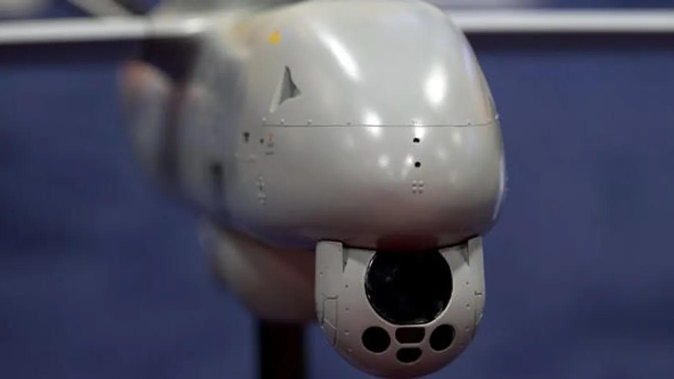 drónok, dróntámadás, drón, háború, usa, Kiállított drón a 2013-as washingtoni drón kiállításon 