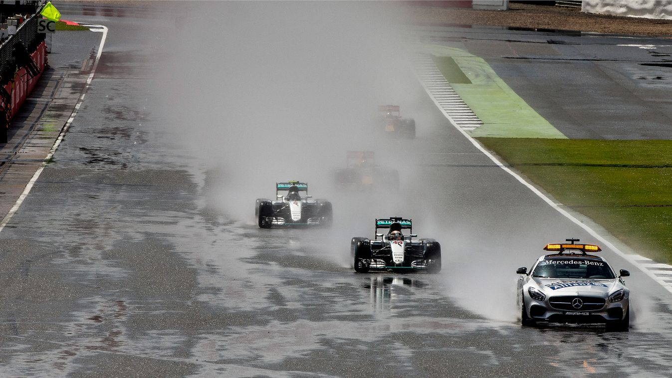 Forma-1, Lewis Hamilton, Nico Rosberg, Mercedes, Safety Car, Brit Nagydíj, eső 