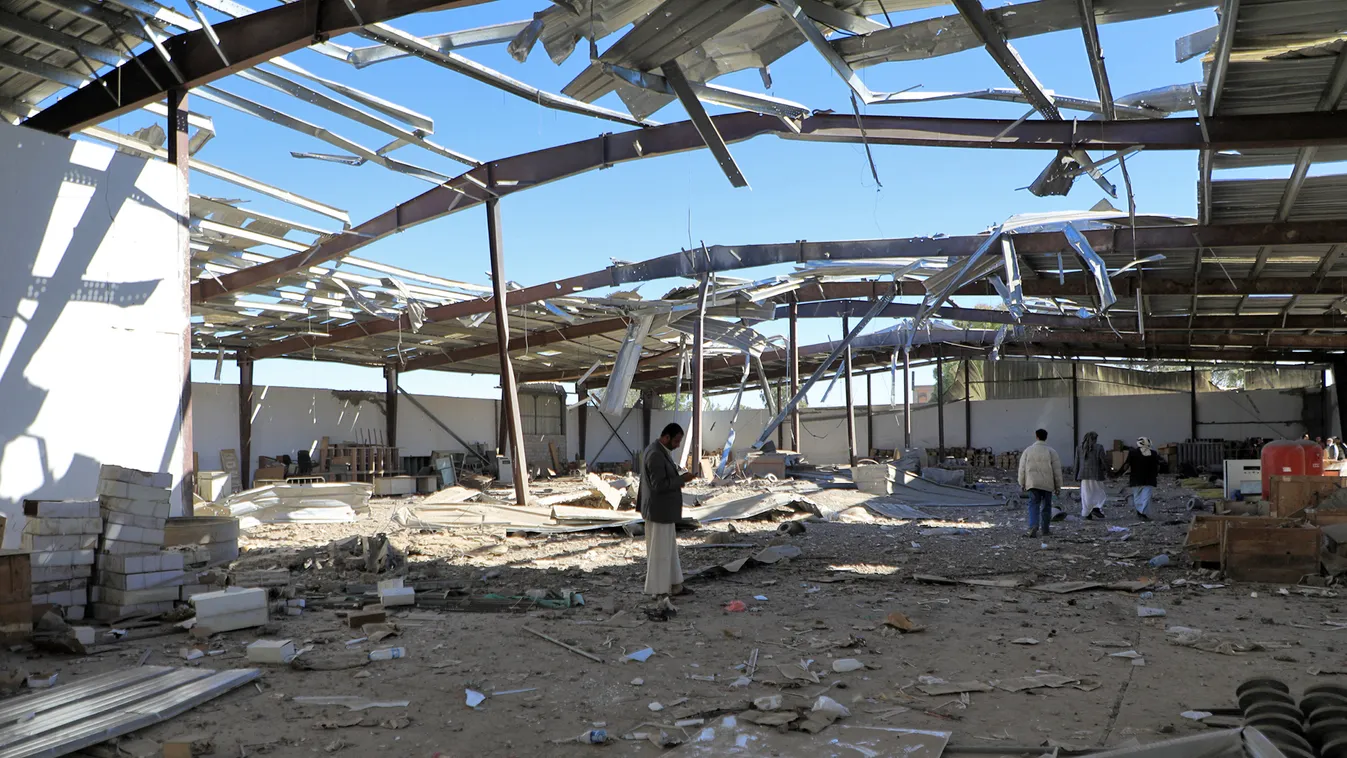 támadás repülőtér Szanaa Jemen 