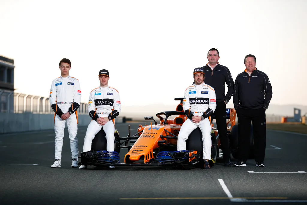 Forma-1, McLaren-Renault, McLaren MCL33, Stoffel Vandoorne, Fernando Alonso, Lando Norris, Eric Boullier, Zak Brown 