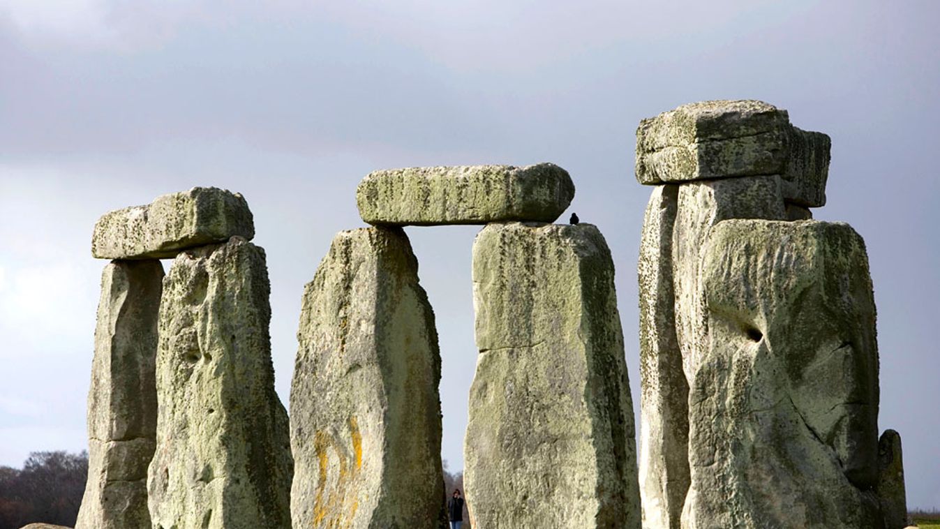 Stonehenge, monumentális őskori építmény az angliai Wiltshire-ben