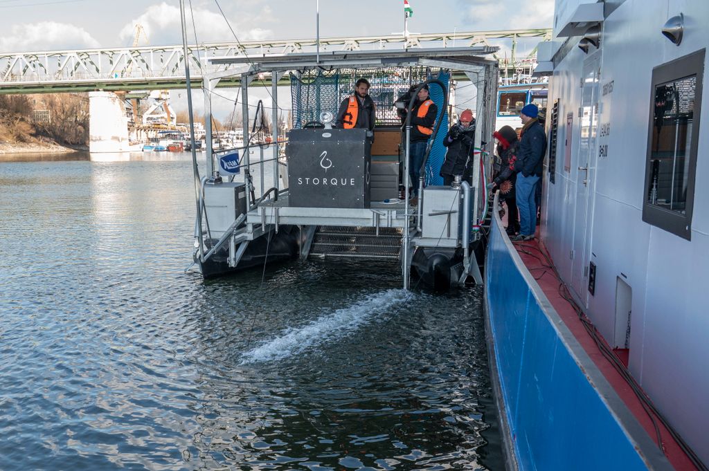 Magyar innováció segíti a folyókon úszó hulladékok begyűjtését, galéria, 2022 