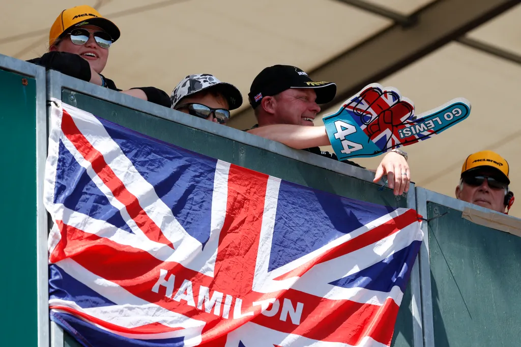 Forma-1, Brit Nagydíj, szombat, Lewis Hamilton, szurkolók 