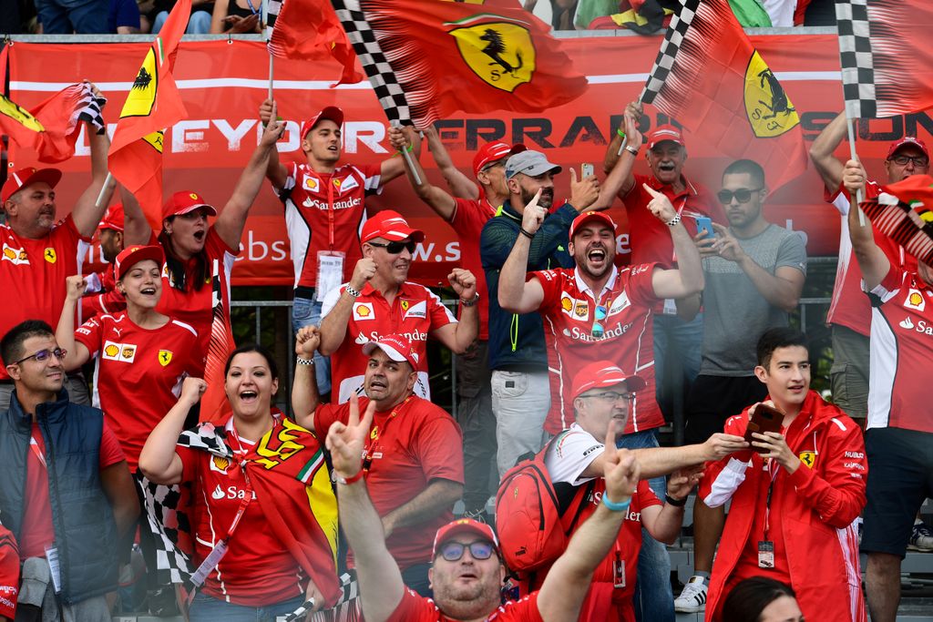 A Forma-1-es Olasz Nagydíj szombati napja, Scuderia Ferrari szurkolók 