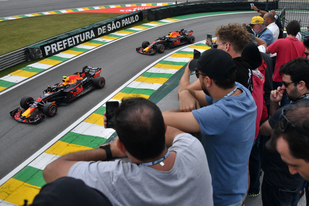 Forma-1, Brazil Nagydíj, Max Verstappen, Daniel Ricciardo, Red Bull Racing 