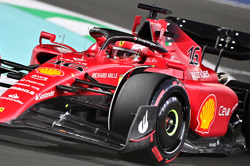 Forma-1, Carlos Sainz, Ferrari, Szaúd-arábiai Nagydíj 2022, péntek 