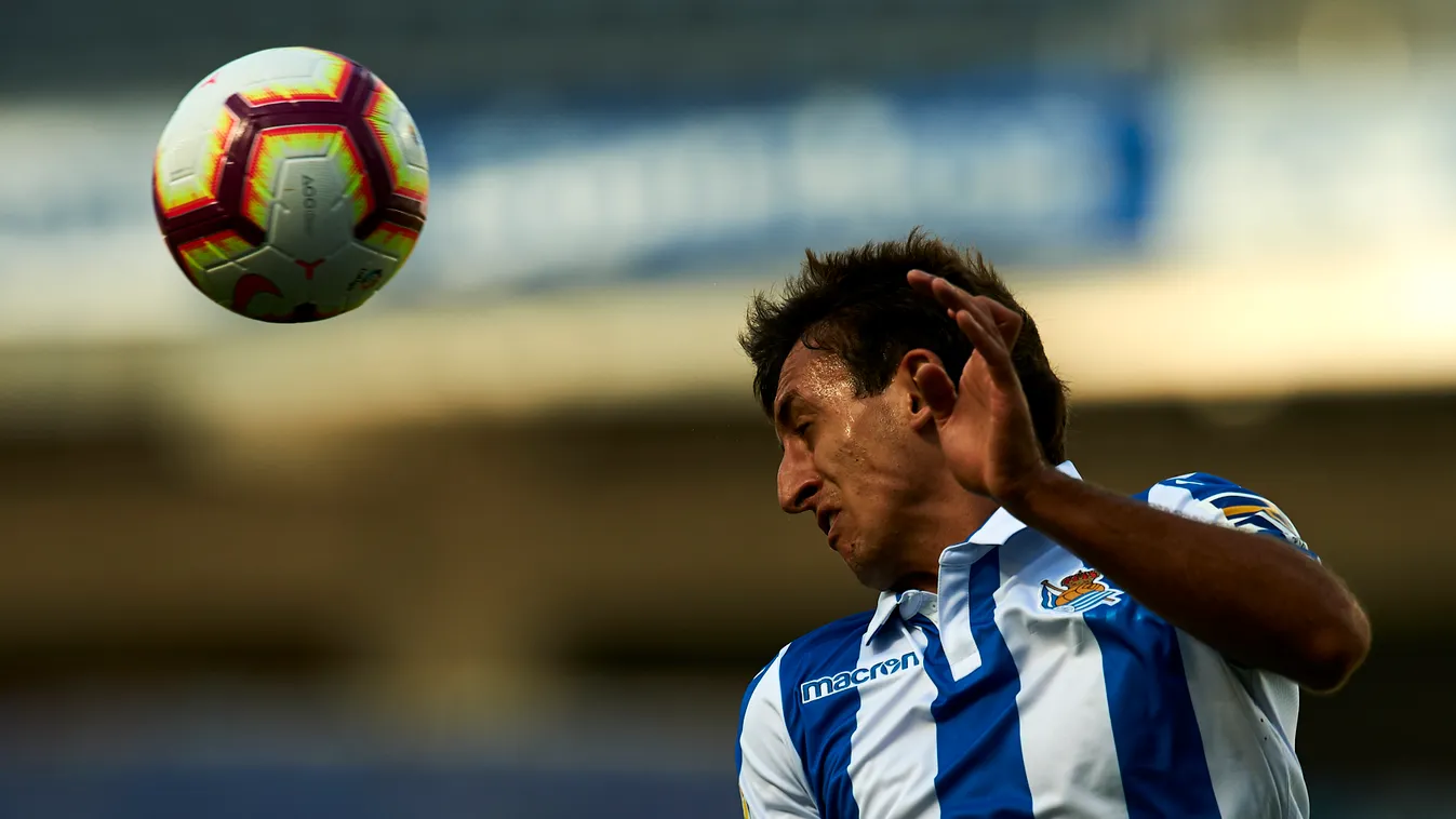 Real Sociedad v FC Barcelona - La Liga Real Sociedad FC Barcelona La Liga Mikel Oyarzabal 