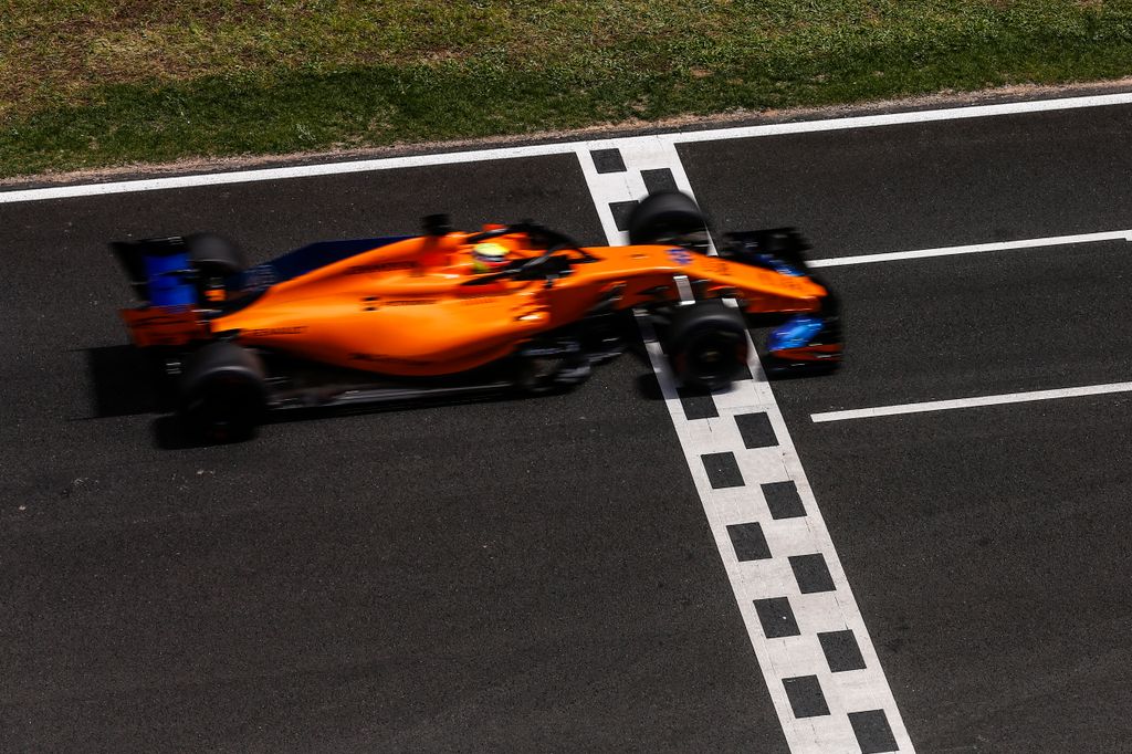 Forma-1-es szezonközi teszt, Barcelona, 1. nap, Oliver Turvey, McLaren Racing 