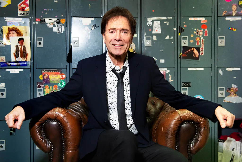2018 Cliff Richard-galéria   Sir Cliff Richard In Store Session At HMV Manchester 