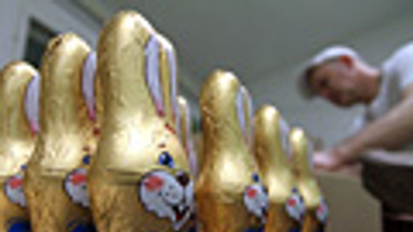 húsvét, húsvéti szokások, 
Húsvétra készülő csokinyulak a Szerencsi BonBon Kft. csokoládéüzemében 