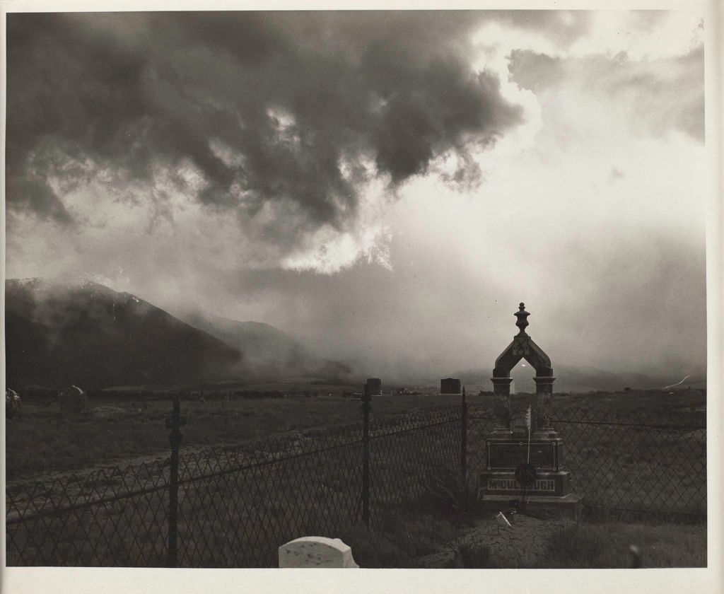Minor White fotója
Oregon
temető 