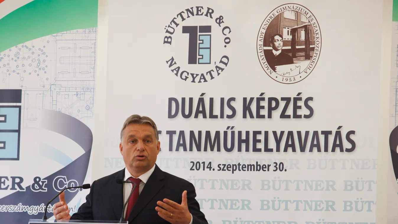 Orbán Viktor Nagyatád, 2014. szeptember 30.
Orbán Viktor miniszterelnök beszédet mond a Büttner Kft. tanműhelyének avatásán Nagyatádon 2014. szeptember 30-án.
MTI Fotó: Varga György 