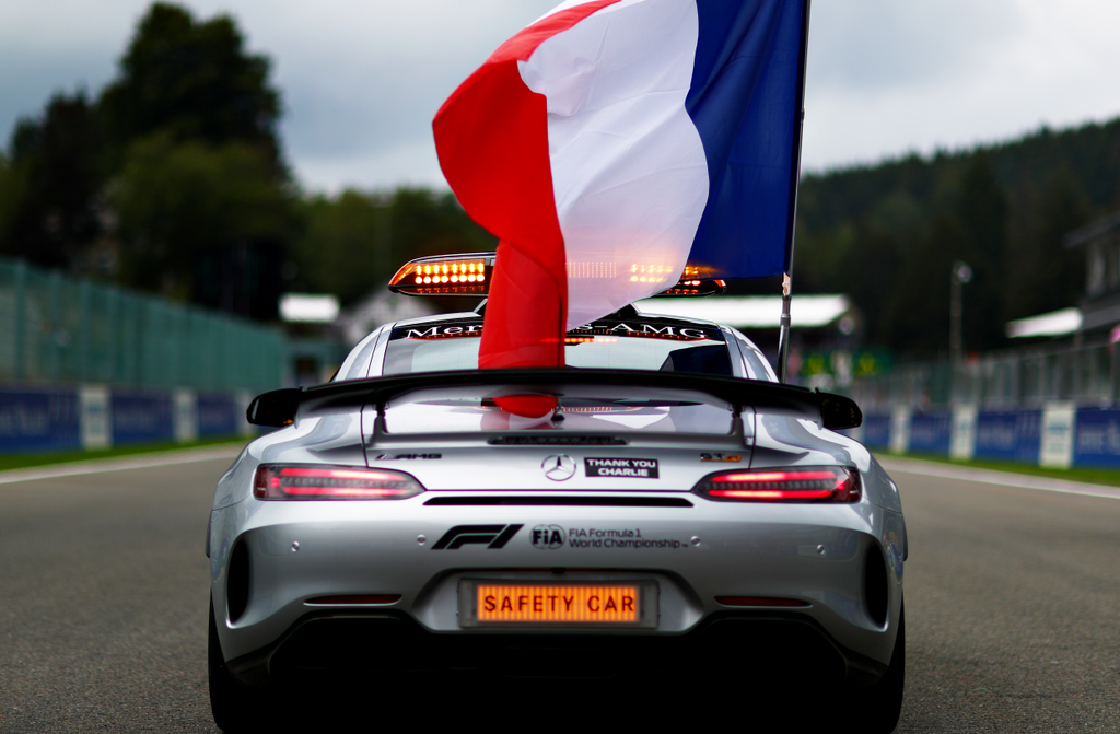 Forma-1, Bernd Mayländer, Safety Car, Mercedes-AMG GT-R, Belga Nagydíj, francia zászló 