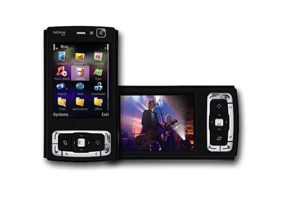 Az iPhone-nal egy évben jelent meg az N95