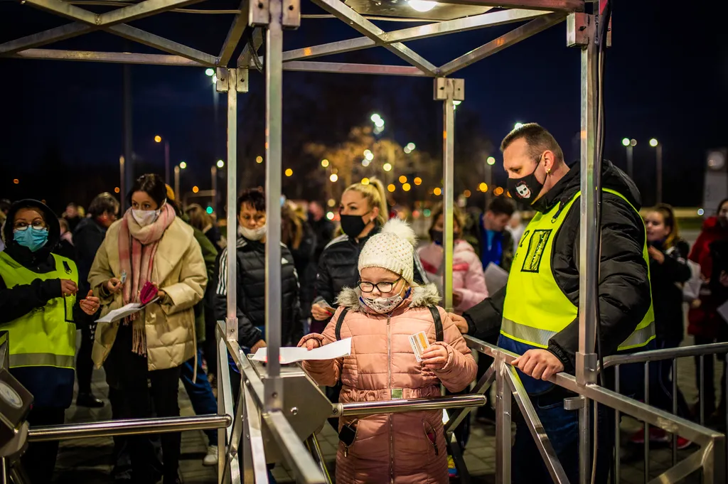 A budapesti kézilabda aréna hivatalos teszteseménye, magyar-szlovák közös rendezésű férfi kézilabda-Európa-bajnokság, kézilabda EB, kézilabda aréna 2021.12.16. 