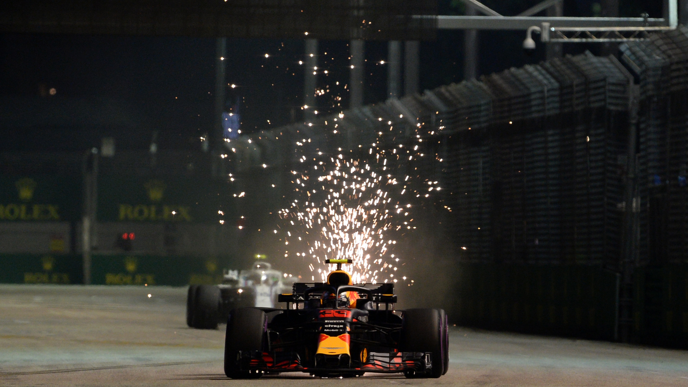 A Forma-1-es Szingapúri Nagydíj pénteki napja, Max Verstappen, Red Bull Racing 