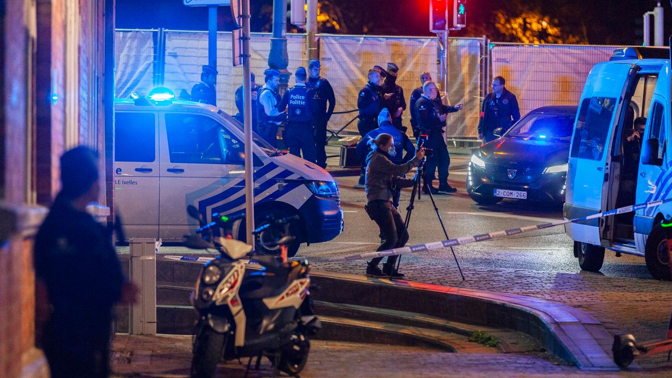 Brüsszel, 2023. október 17.
Rendőrök a lövöldözés  Brüsszel, Belgium, lövöldözés, terrortámadás, terrorkészültség, 2023.10.17. 