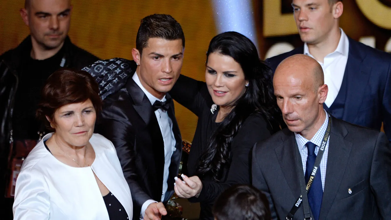 Cristiano Ronaldo édesanyjával és testvérével Dolores Aveiro Katia Aveiro 