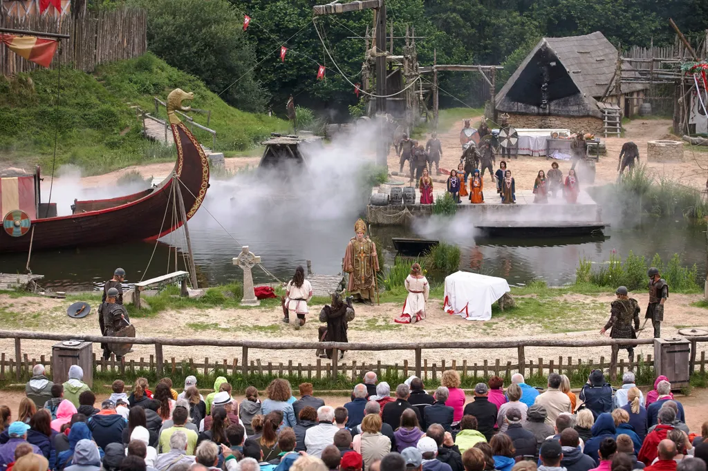 Le Puy du Fou szórakoztatópark Les Epesses 