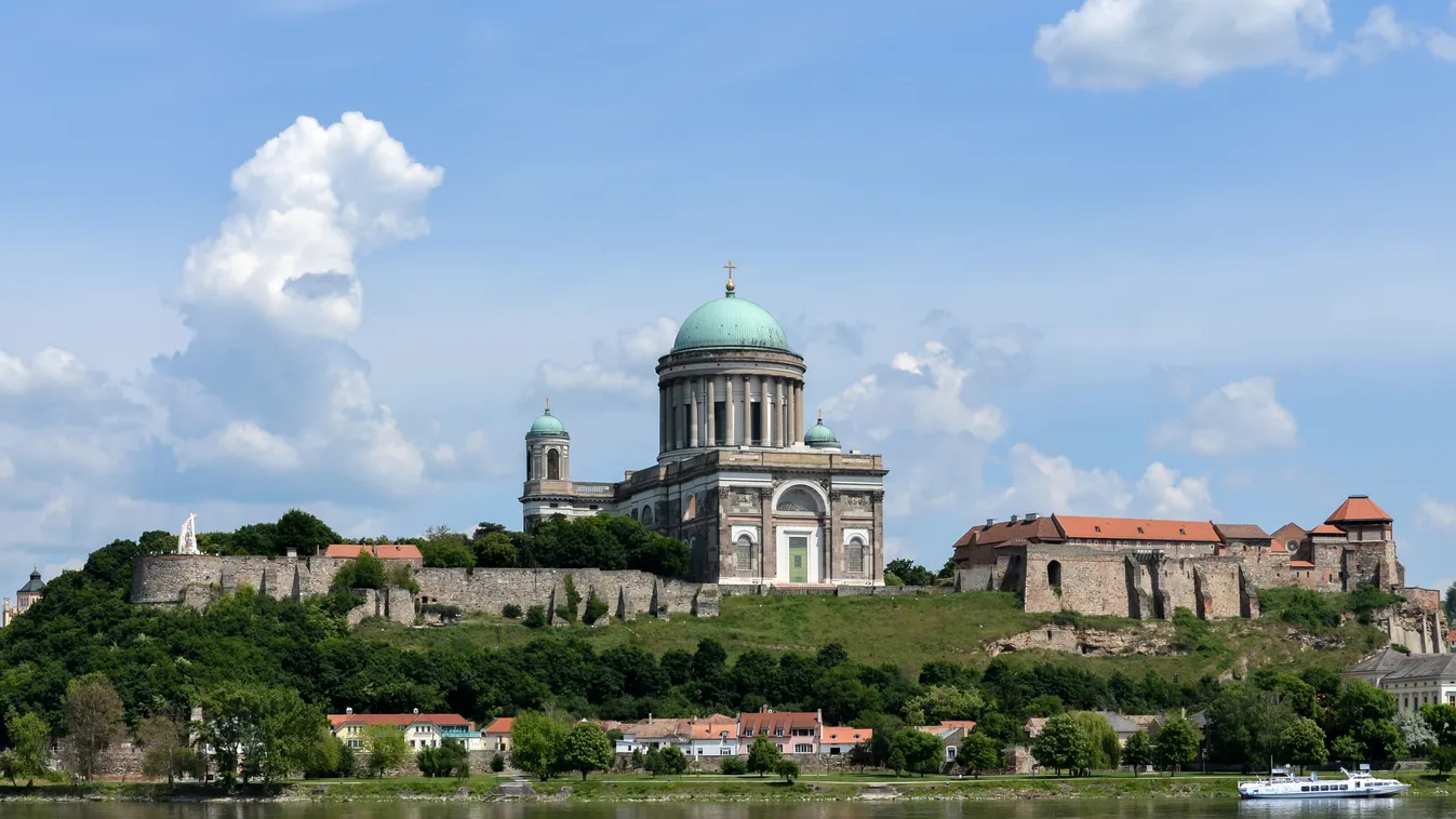 bazilika Duna egyházi épület ÉPÜLET épületfotó FOLYÓ folyópart FOTÓ FOTÓTÉMA TÁJ városkép 