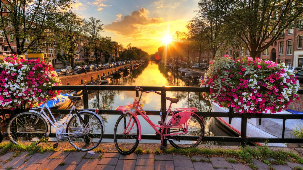 Amszterdam virág híd kerékpár 