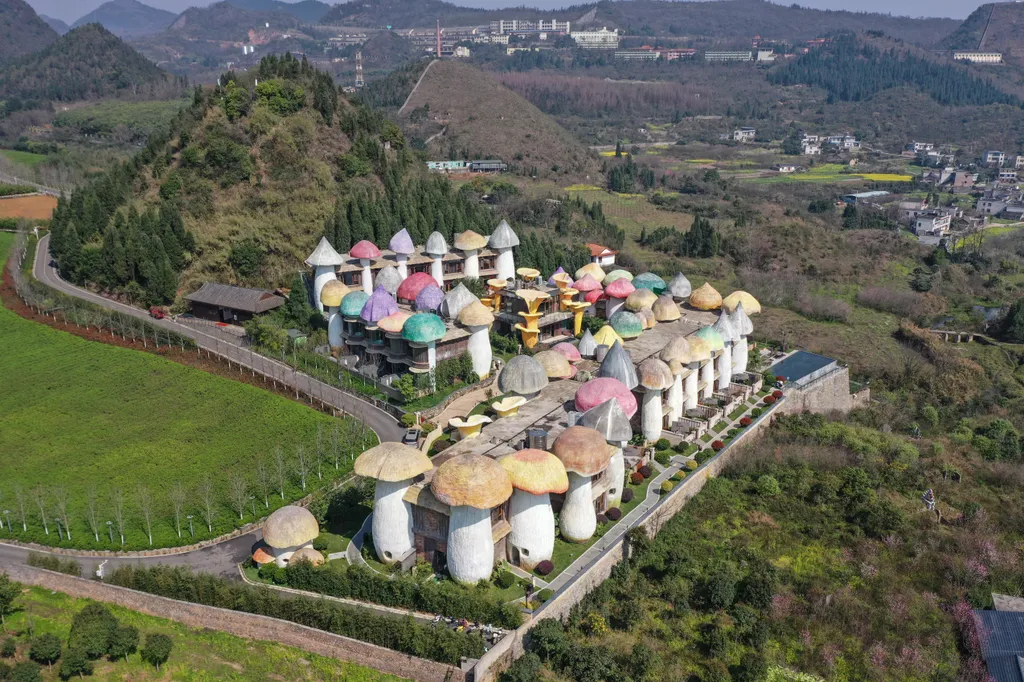 Gombahotel Aerial photos of Mushroom Hotel in Guizhou CHINA CHINESE Horizontal 