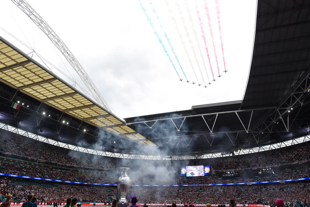 Képeken az Európa-bajnokság döntőjét megelőző ceremónia, Olaszország - Anglia, Foci EB, labdarúgó Európa-bajnokság, Euro 2020, labdarúgás, döntő, Wembley Stadion, London, 2021.07.11. 