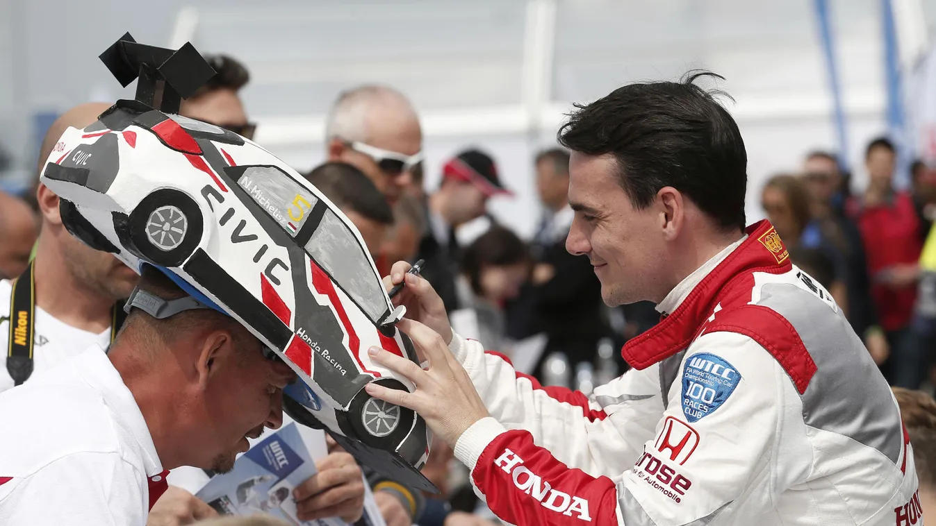 AUTO - WTCC HUNGARY 2016 auto championnat du monde circuit course europe fia hongrie motorsport tourisme wtcc avril MICHELISZ Norbert (hun) Honda Civic team Honda racing Jas portrait ambiance during the 2016 FIA WTCC World Touring Car Race of Hungary at h