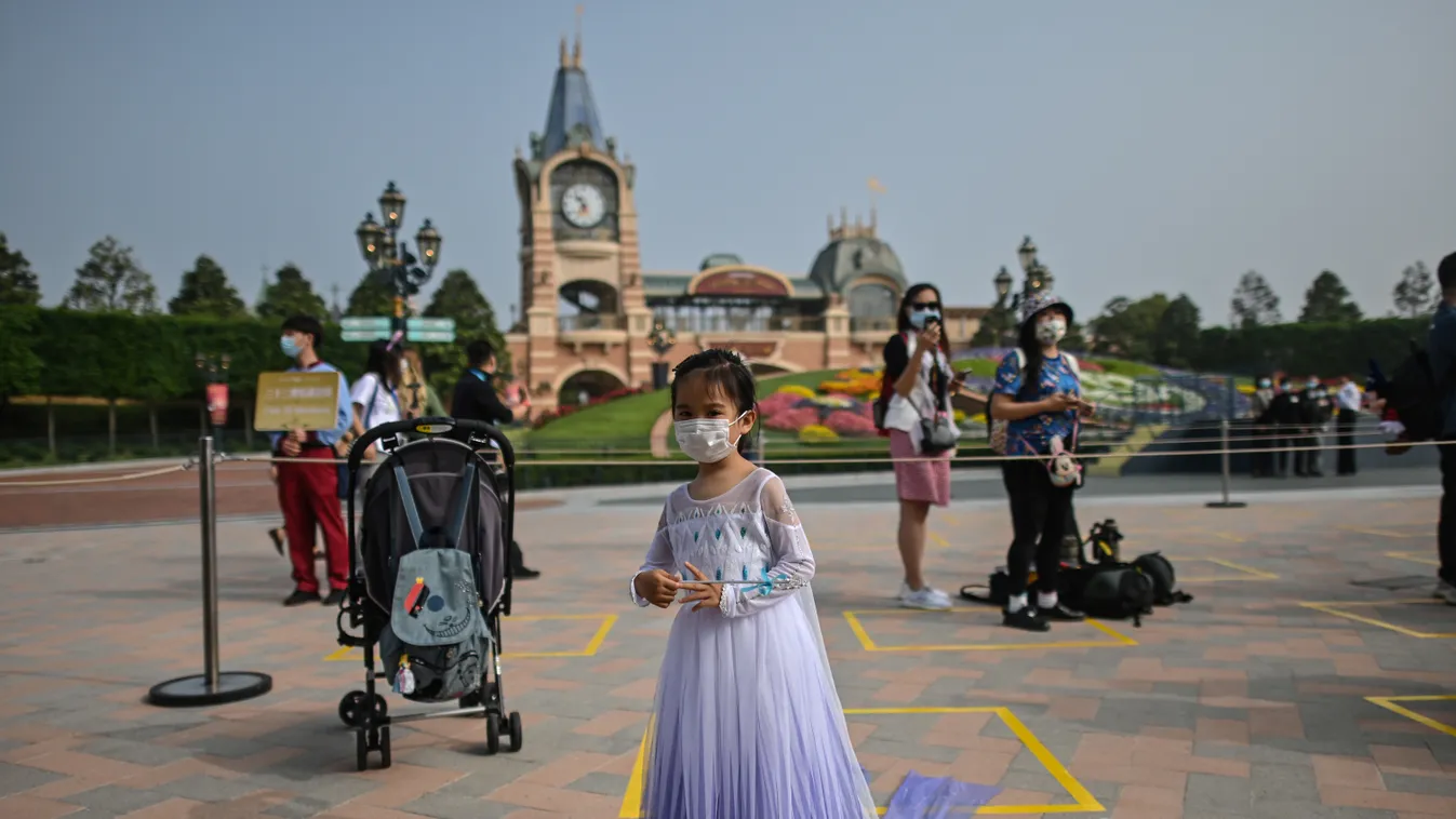 Shanghai Disneyland 