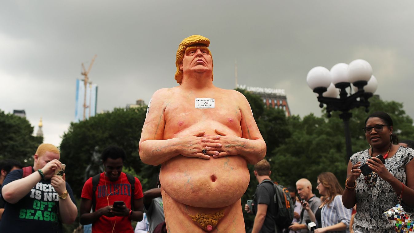 Naked Donald Trump Statues Appear In Various U.S. Cities GettyImageRank2 WALL HORIZONTAL NAKED Mexico USA STATUE New York City Union Square - New York City ELECTION Conservative Incidental People PORTRAIT Photography Morning REPUBLICAN PARTY Donald Trump 