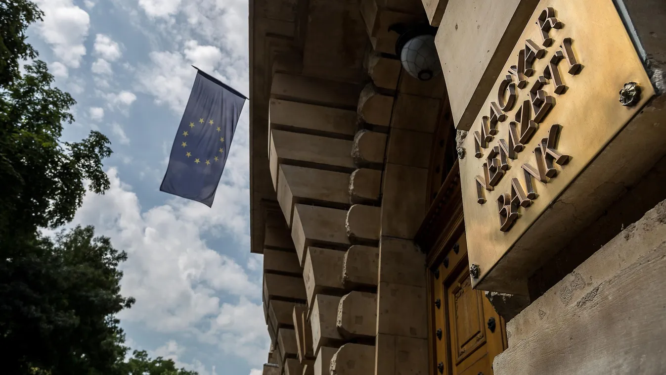 2016. 08. 18. Budapest Illusztráció MNB Magyar Nemzeti Bank Szabadság tér 9. Épület, Magyar Nemzeti Bank (MNB) Magyarország központi bankja 