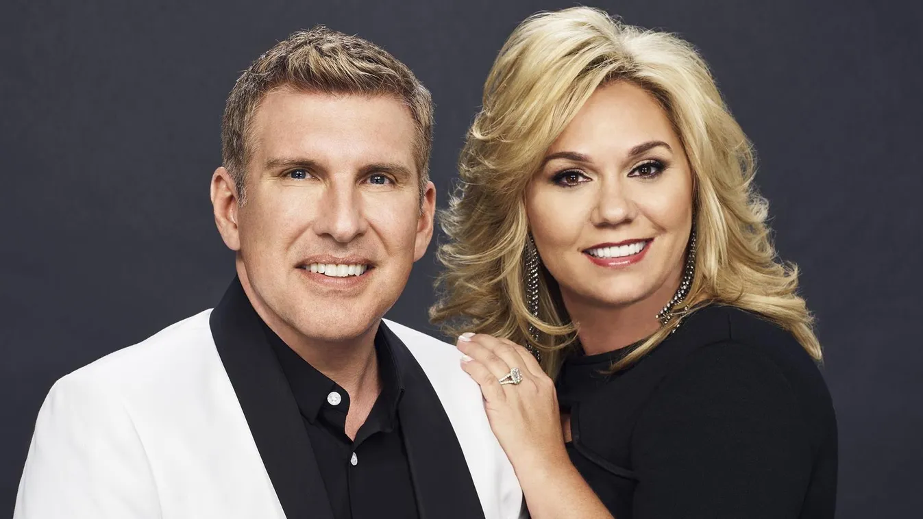 Chrisley Knows Best - Season 4 2010s Color image double two people Gallery Horizontal looking at camera NBCU Photo Bank NUP_172832 Portrait Reality Show seamless Season 4 select Smiling Studio CHRISLEY KNOWS BEST -- Season:4 -- Pictured: (l-r) Todd Chrisl