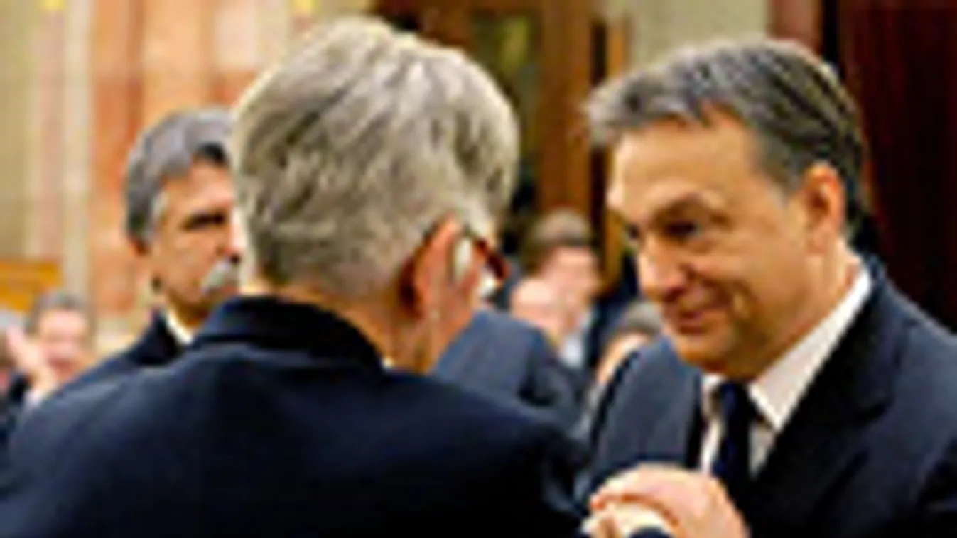 Orbán Viktor, parlament, Németh Lászlóné, nemzeti fejlesztési miniszter