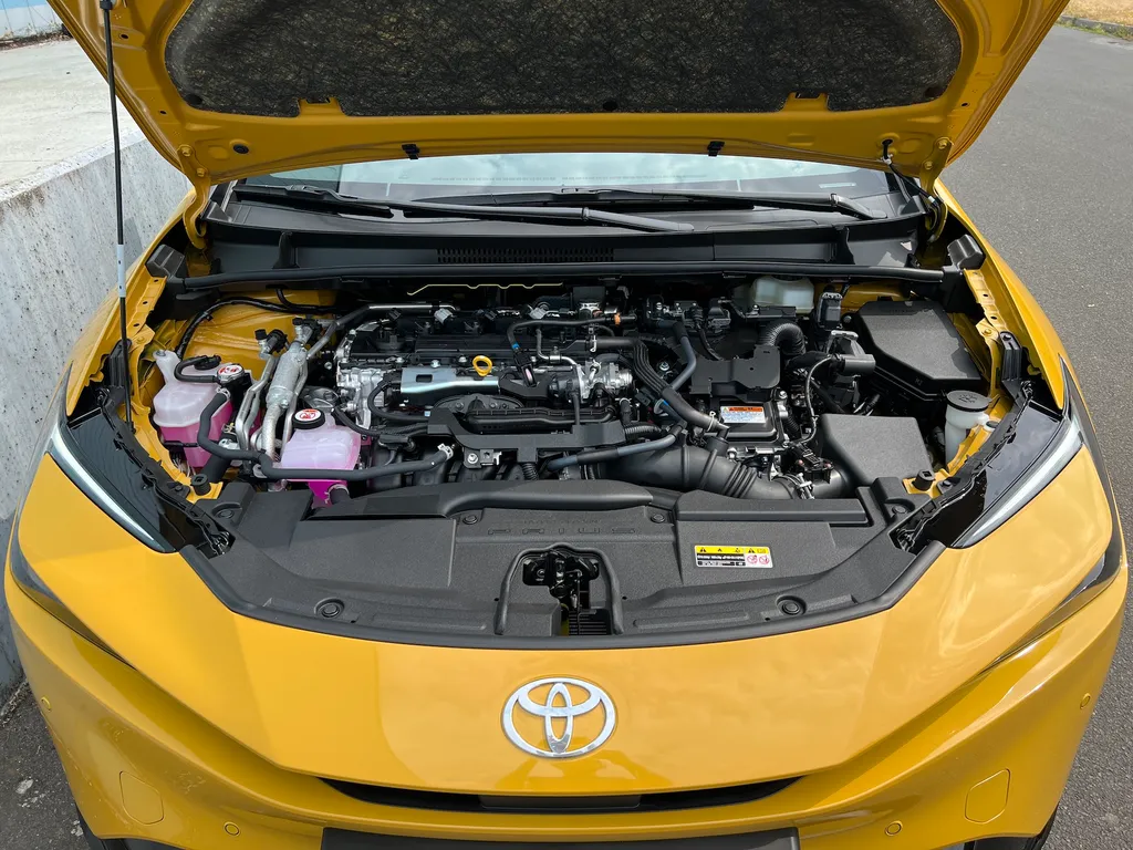 Toyota Prius PHEV menetpróba (2023) 