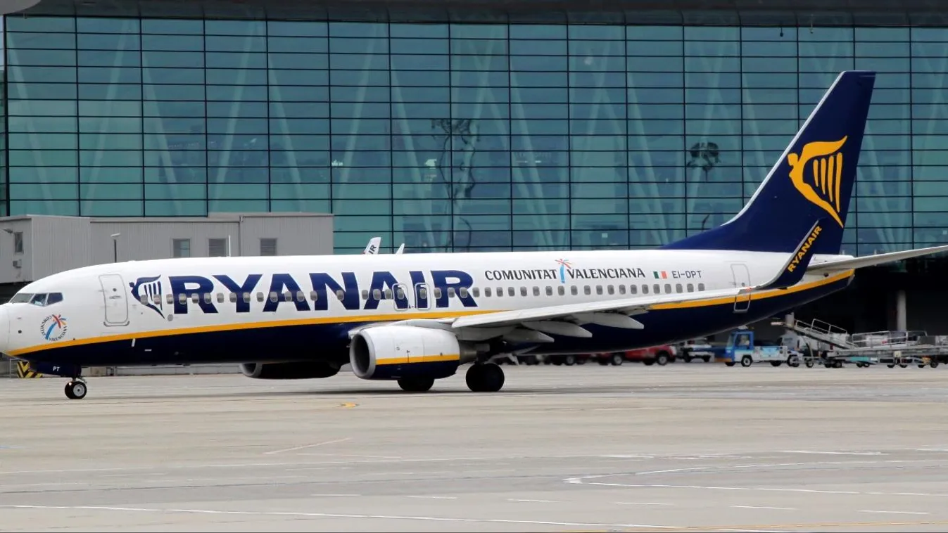 Ryanair Sky Court Budapest Airport 