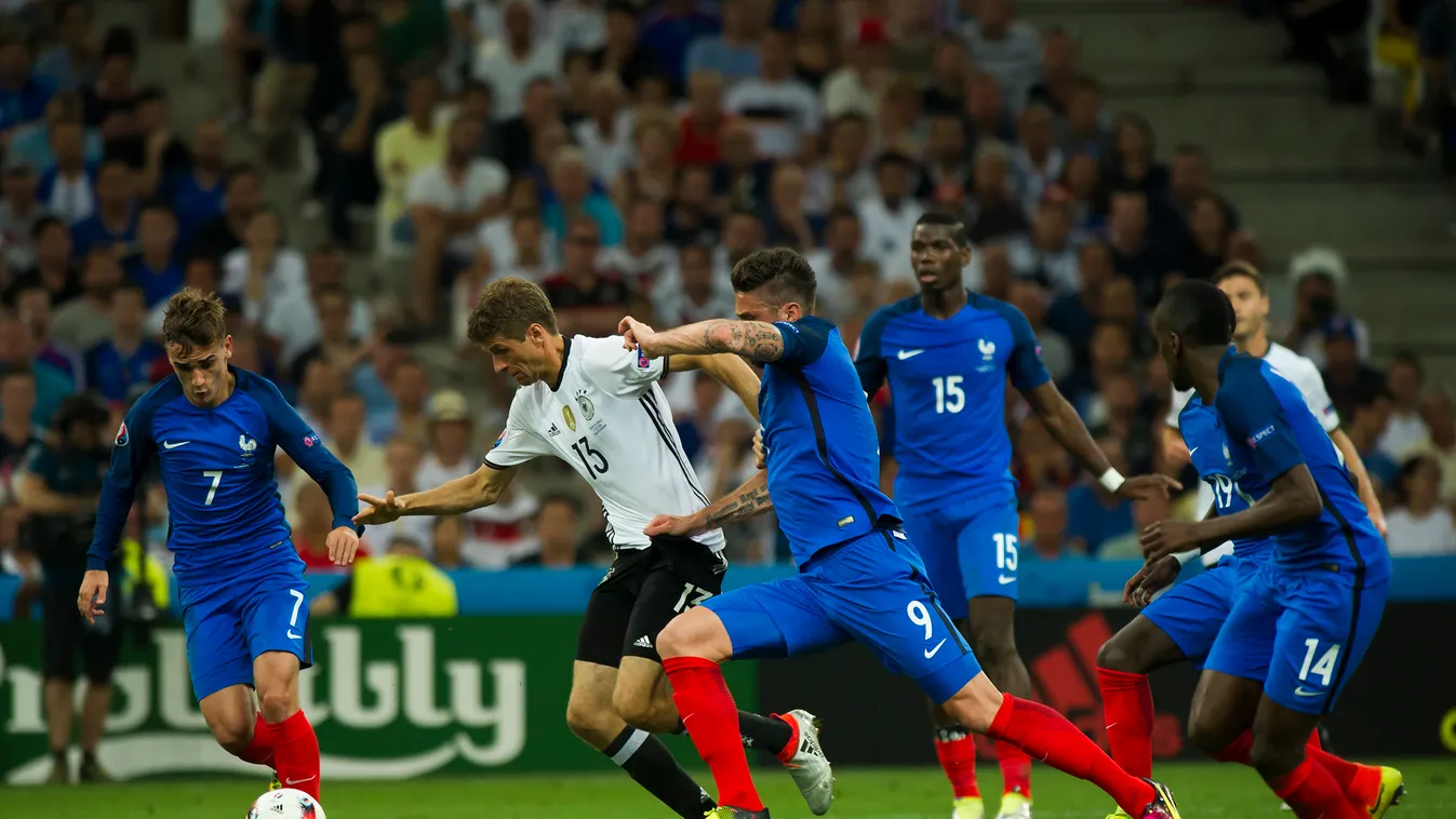 EB Foci Marseill Európa Bajnokság Franciaország-Németország Schweinsteiger Németország - Franciaorszák EB elődöntő Marseille. Franciaország két góllal verte a németeket 