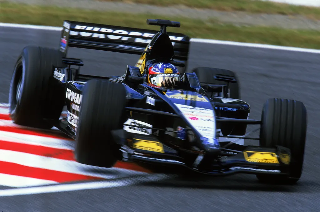 Forma-1, Fernando Alonso, Minardi, Japán Nagydíj 2001 