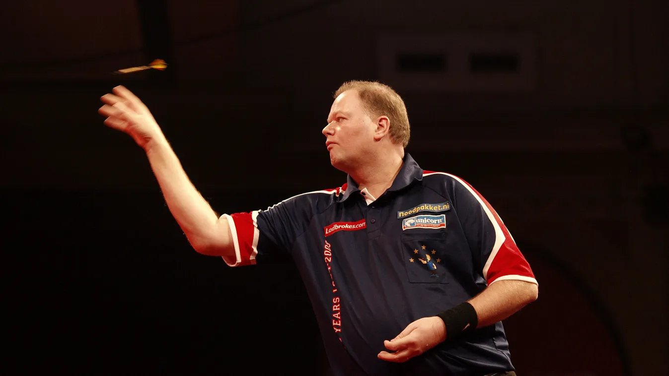 raymond van barneveld darts 