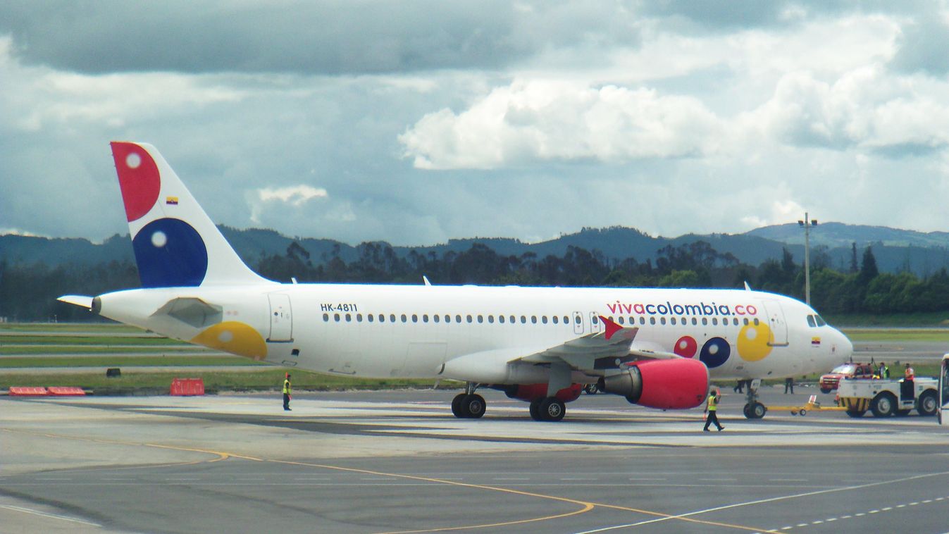 VivaColombia Airbus A320 
