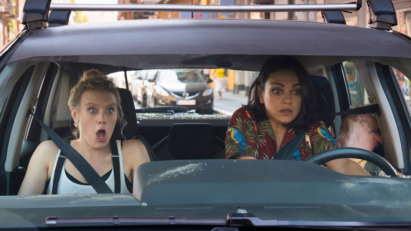 Kate McKinnon as "Morgan" and Mila Kunis as "Aubrey" in THE SPY WHO DUMPED ME. 