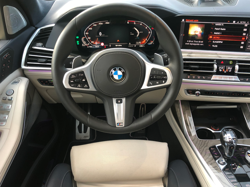 BMW X7 