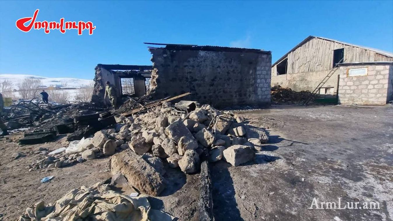 Kigyulladt egy örményországi laktanya, sok katona meghalt 