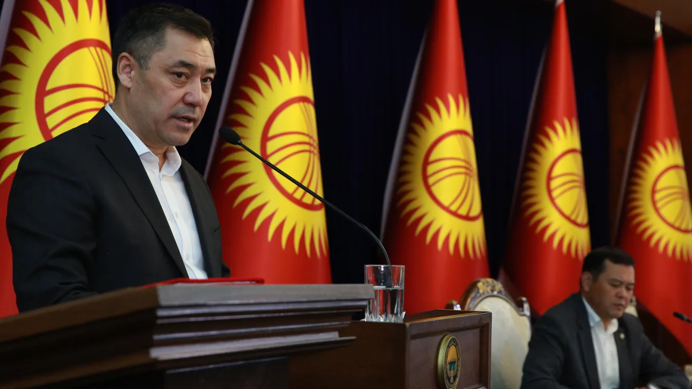 Szadir Zsaparov miniszterelnök Kirgisztán 