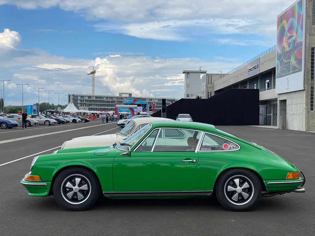 Porsche 75 Balaton Park Circuit 