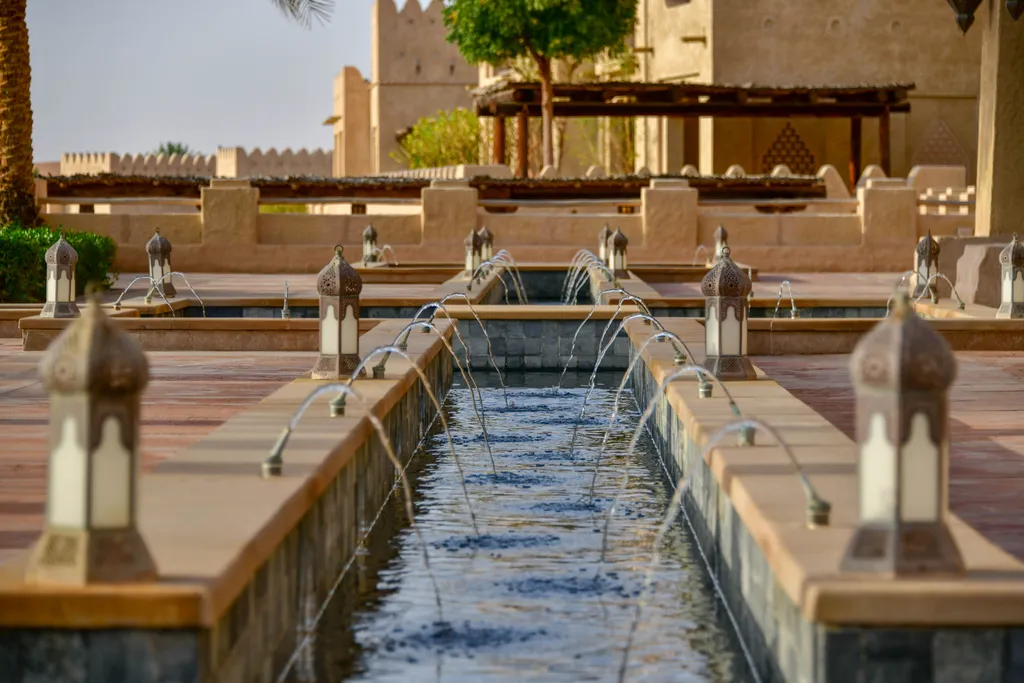 Romantikus sivatagi naplemente qasr al sarab hotel luxus sivatag utazás 