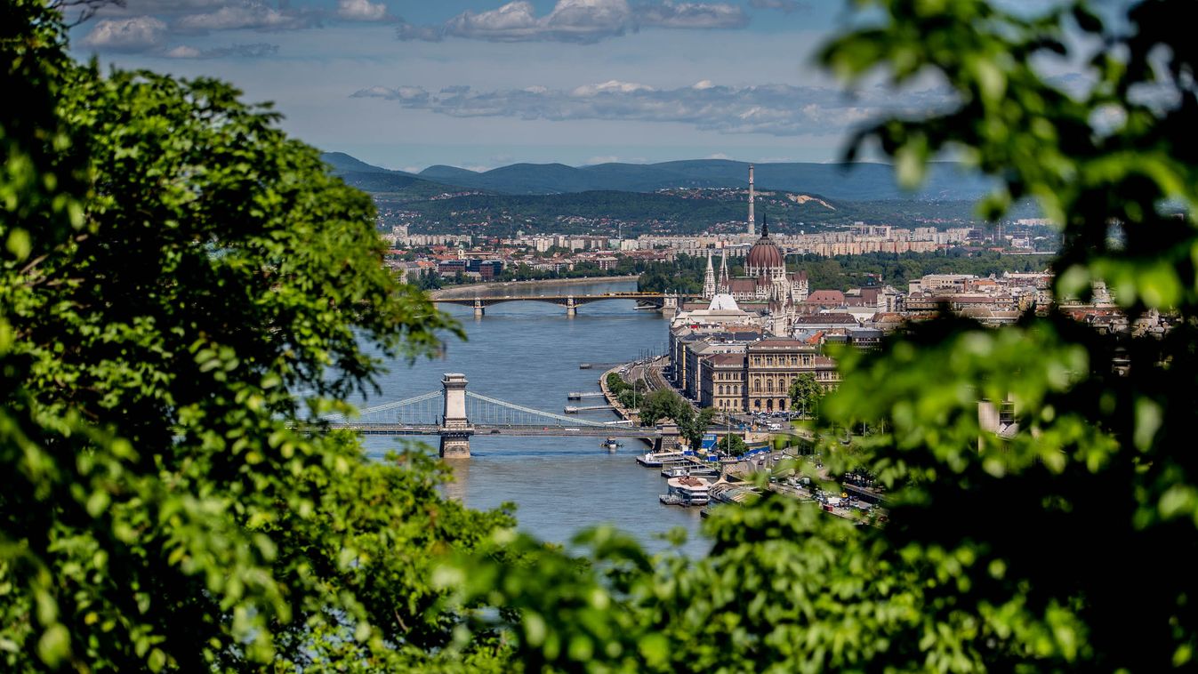 Gellért hegy nyár időjárás Budapest napsütés nap 