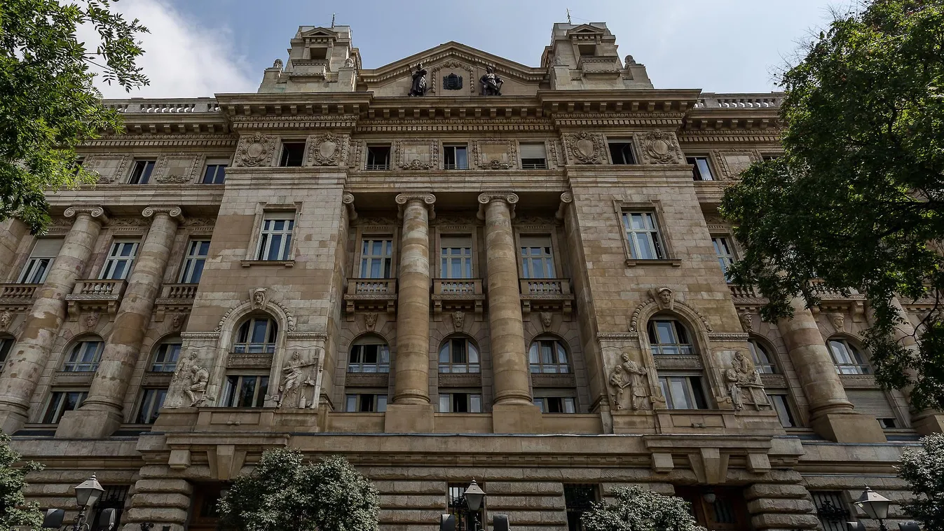 2016. 08. 18. Budapest Illusztráció MNB Magyar Nemzeti Bank Szabadság tér 9. Épület, Magyar Nemzeti Bank (MNB) Magyarország központi bankja 