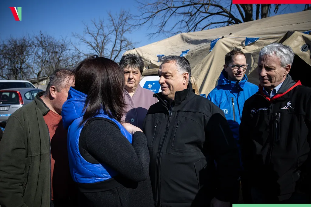 Orbán Viktor, határ, szemle 