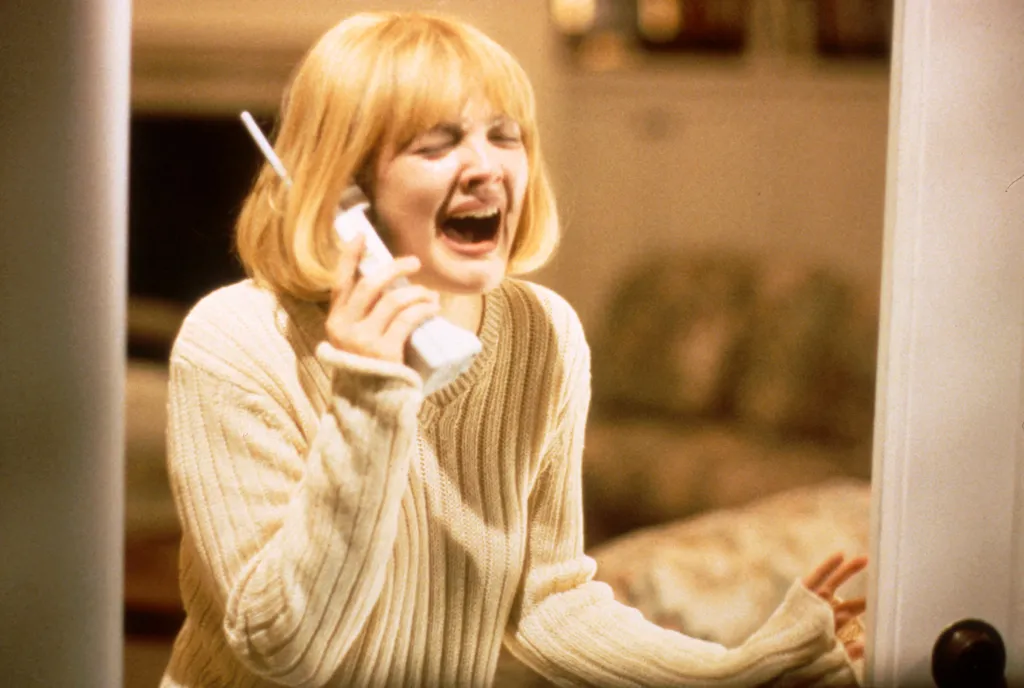 Scream (1996) usa Cinema cri exclamation hurlement cry peur frayeur panique fright téléphone sans fil wireless telephone Horizontal 